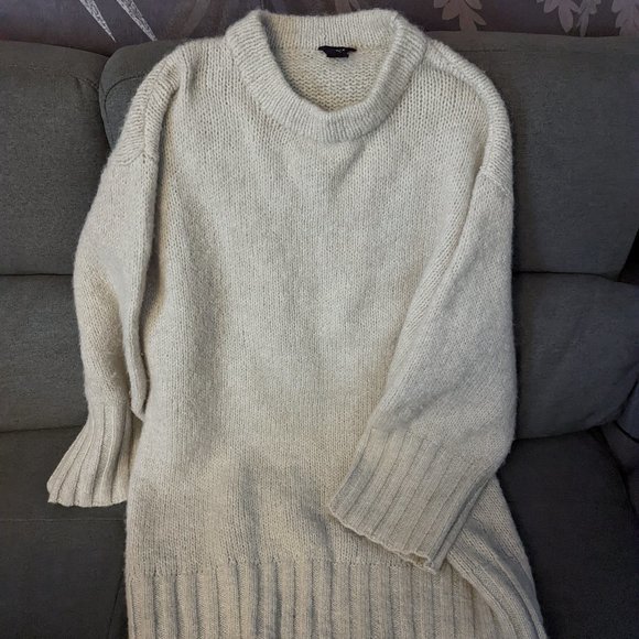 Lindex Sweater Dress - Picture 9 of 9